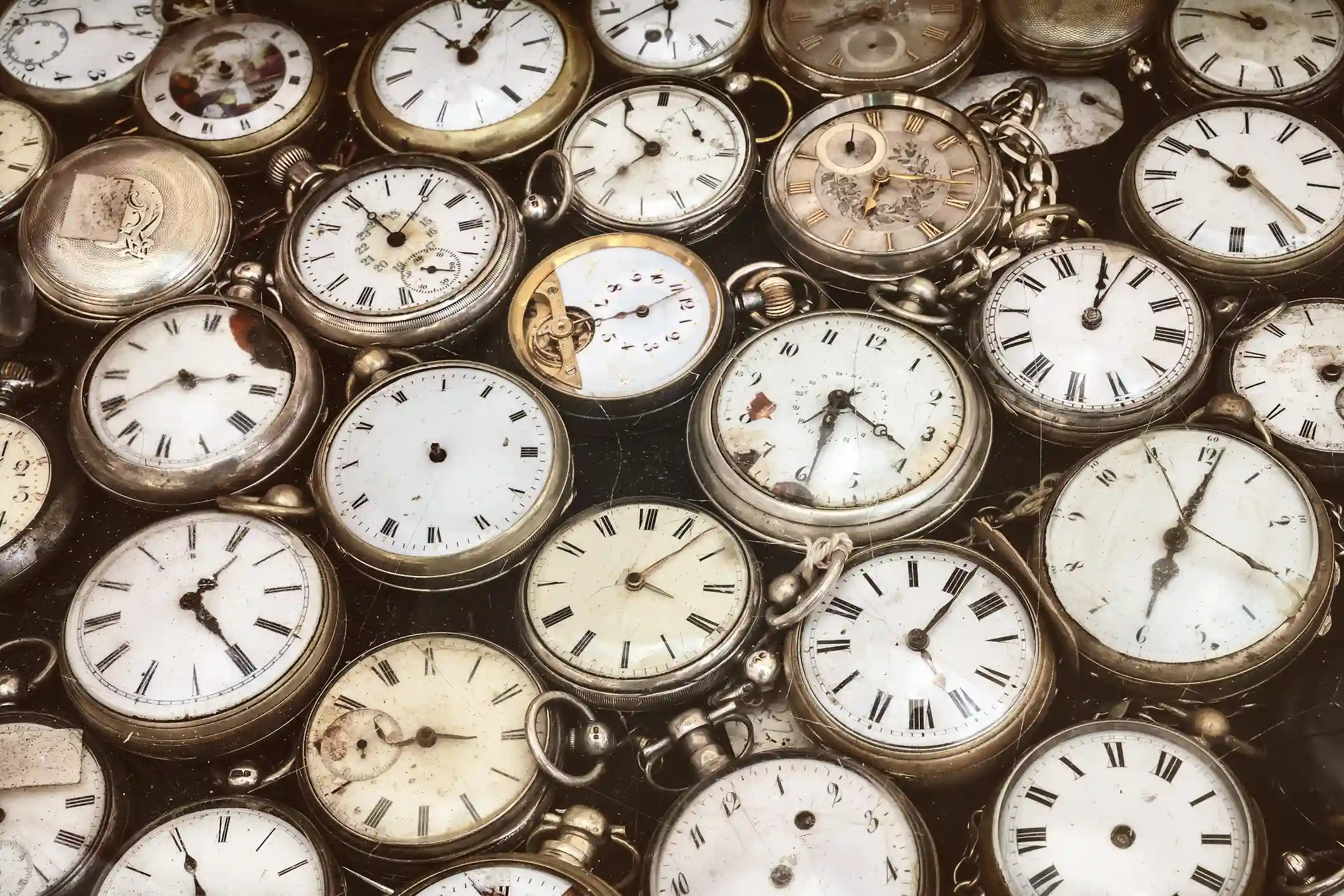 Robinson Antique Clocks