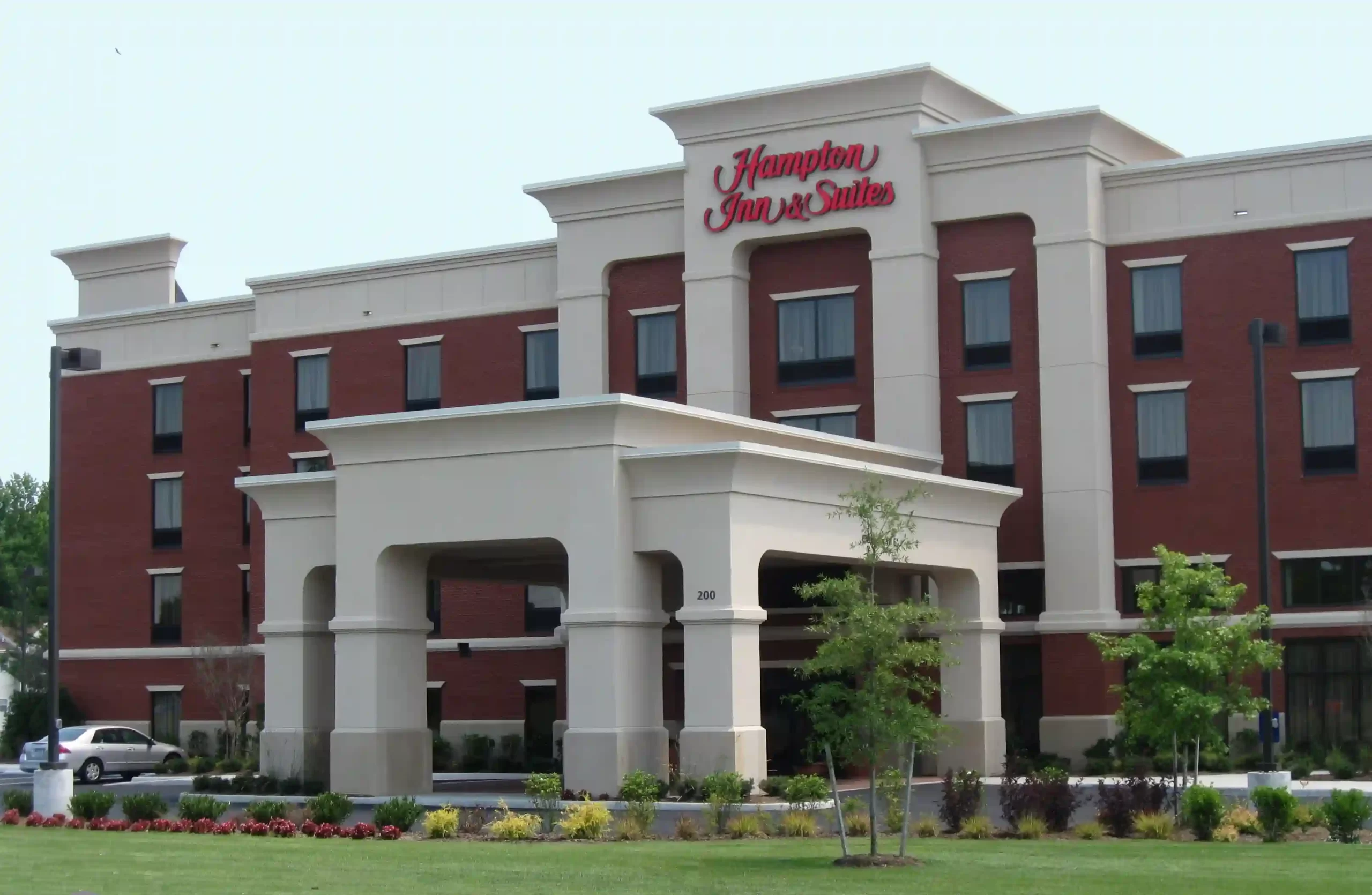 Hampton Inn & Suites – Smithfield