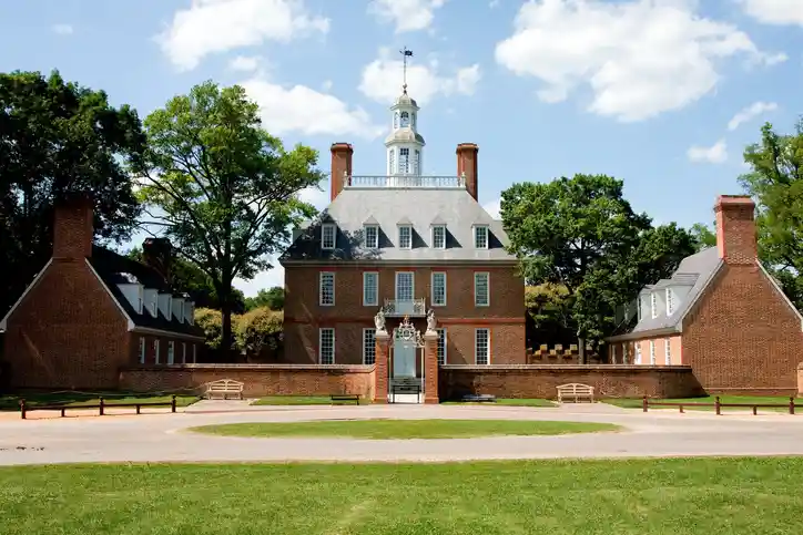 The Best Day Trips from Williamsburg Virginia - Genuine Smithfield